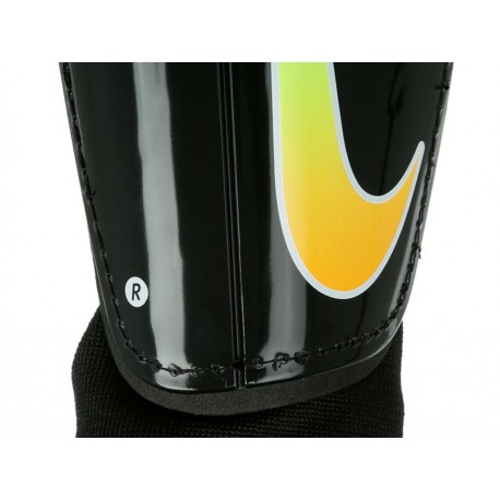 Espinillera Nike Charge 2 0-ComercializadoraZeus- 1059119097
